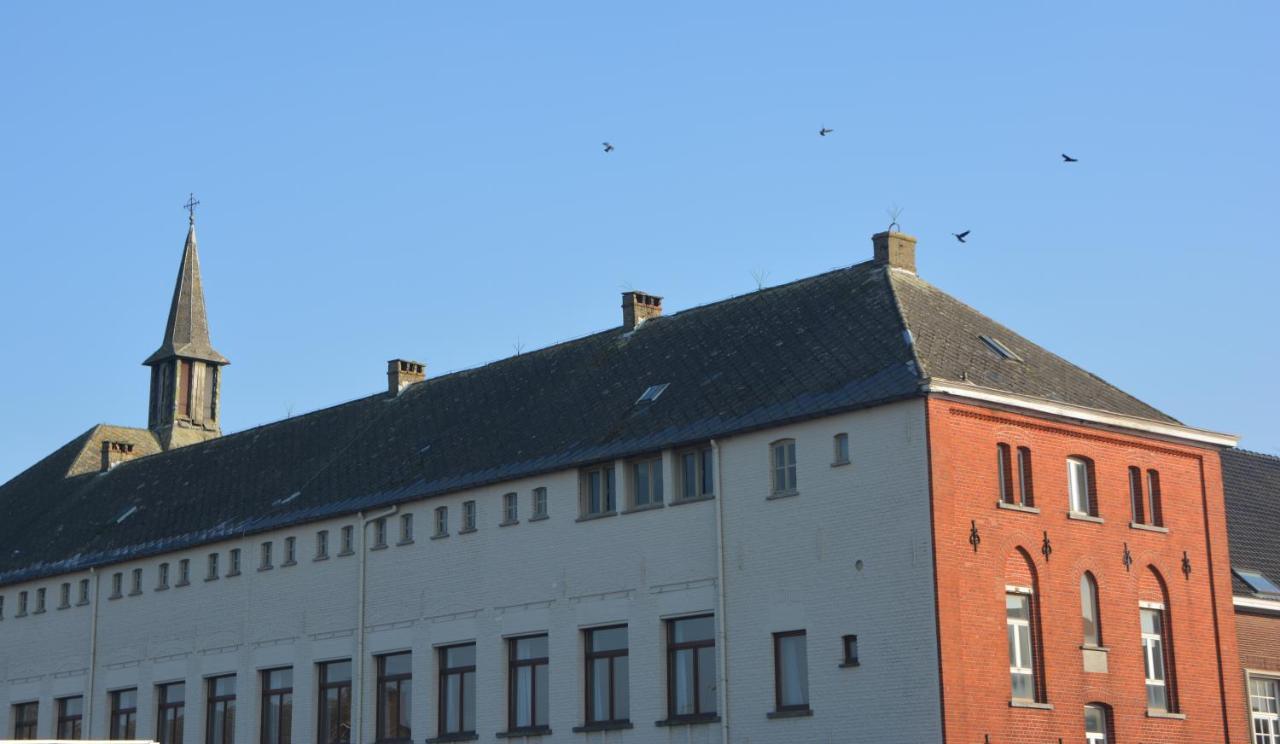 Kloosterstraat40 Hotel Zottegem Bagian luar foto